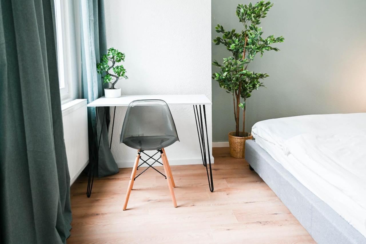 50Qm Apartment In Krefeld Zentral Gelegen Mit Hohen Decken - Beuys Apartments - Krefeld Eksteriør billede